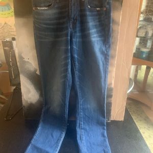 Madewell the high-rise slim boyjean distressed size 26